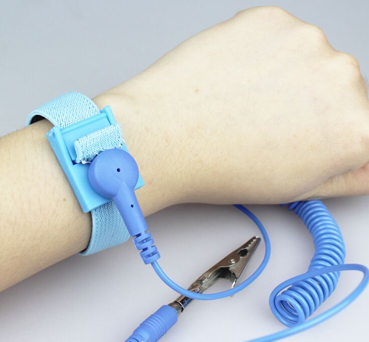 How to use an Anti Static Wrist Strap / Wristband / Grounding Bracelet